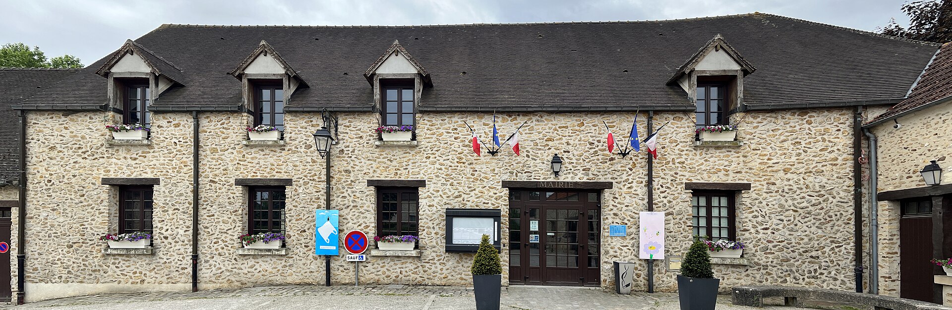 Location de benne à Marolles en Brie